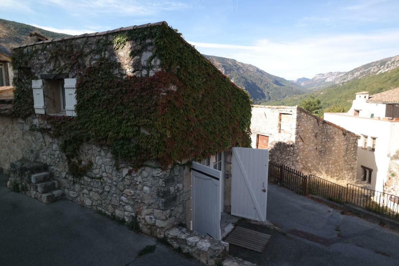 Au Pied Du Chateau Greolieres les Neiges Buitenkant foto